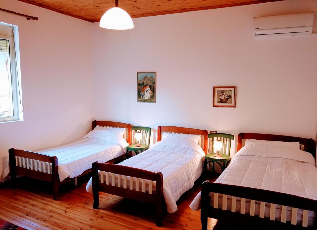 Hotel Castlehouse Elbasan Exterior foto